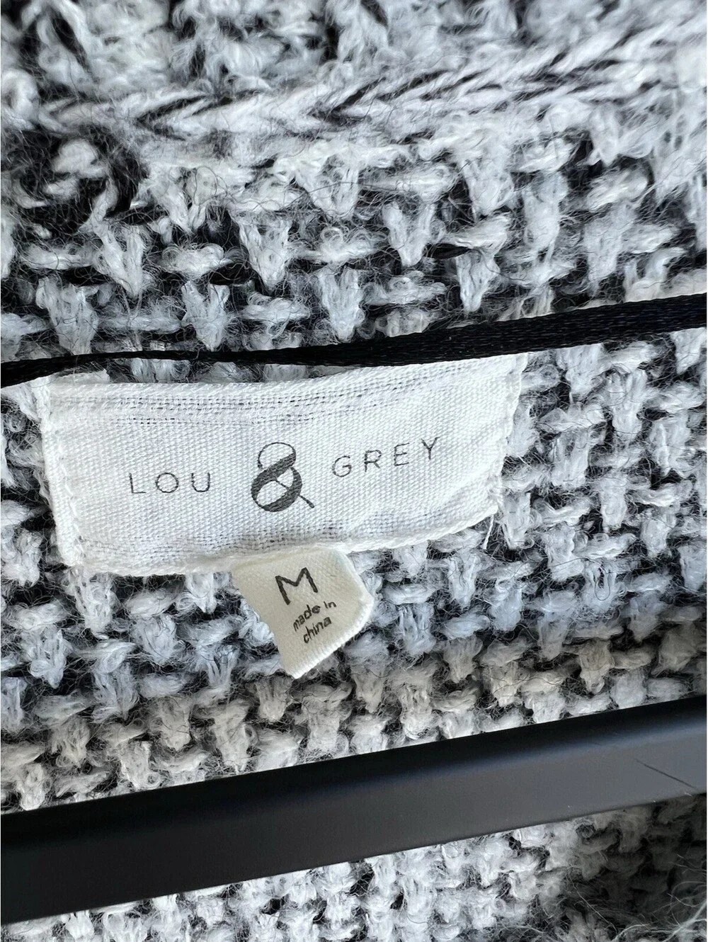 Lou & Grey Size Medium Contrast Cardigan Sweater Acrylic Wool Blend.